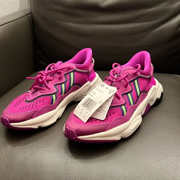 Adidas Ozweego - Picture 1 of 6